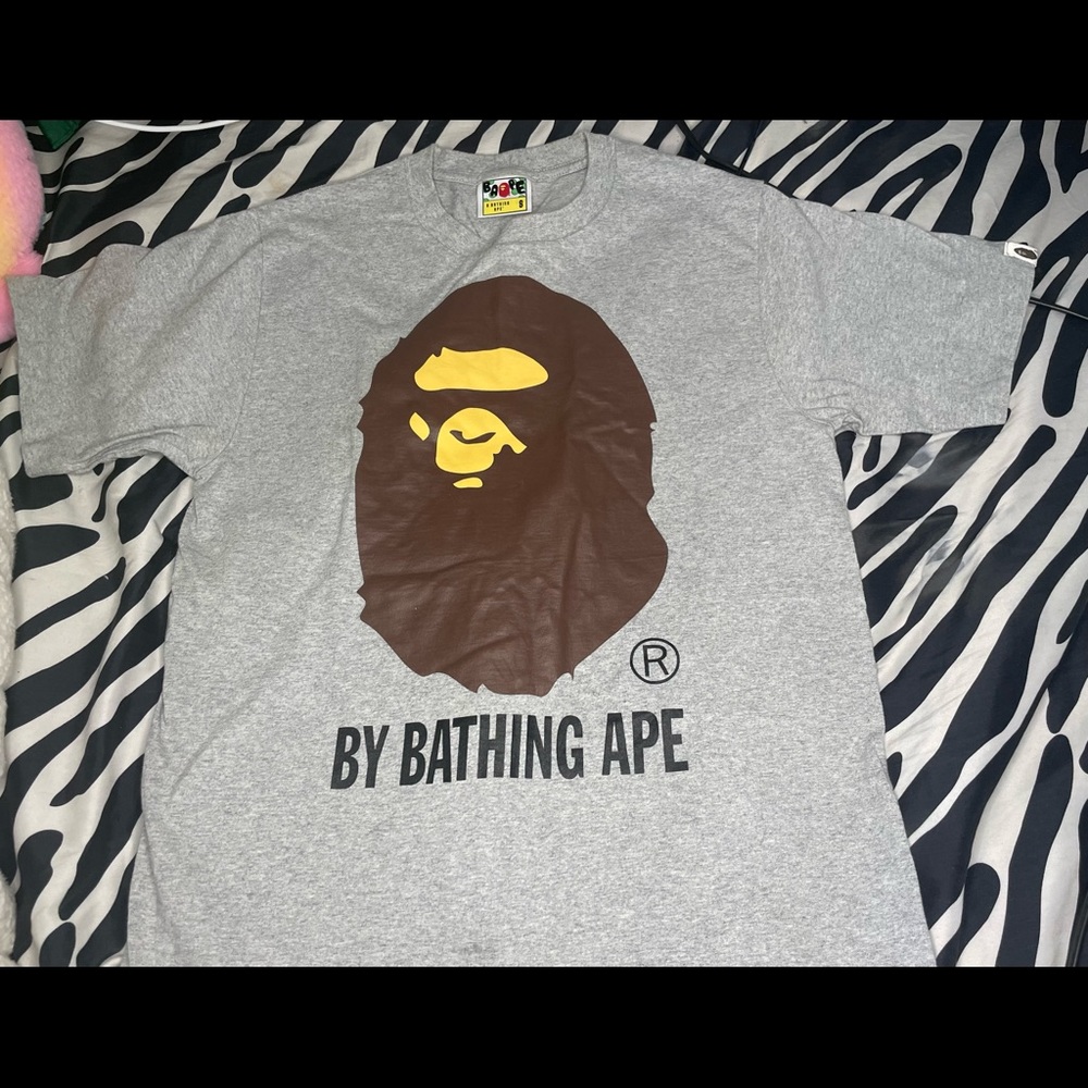 100% authentic mens bape shirt